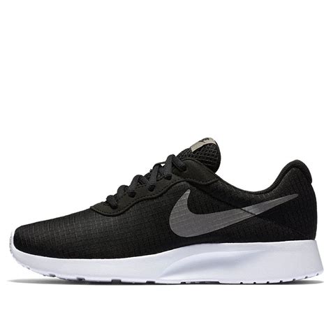 Nike Tanjun SE 844908